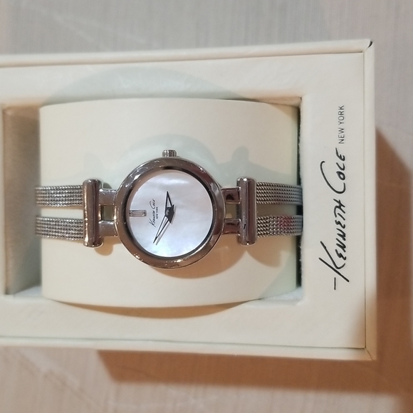 Kenneth Cole Accessories - Kenneth Cole watch
